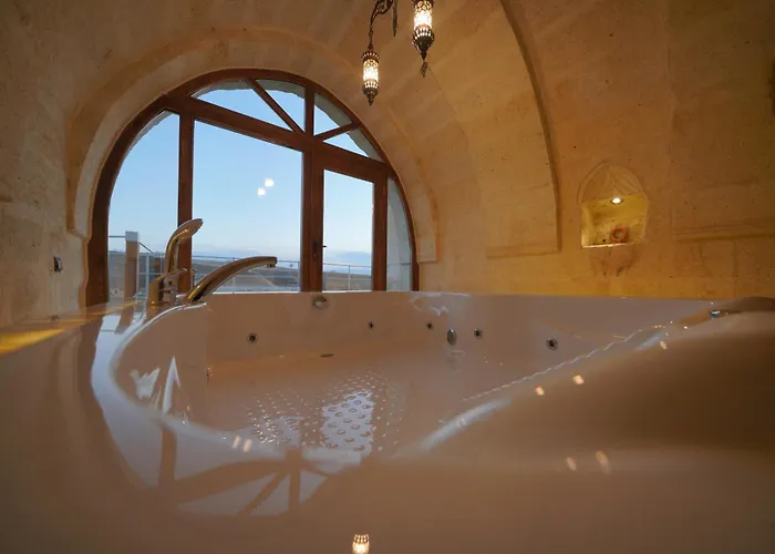 Fairyland Cave Hotel