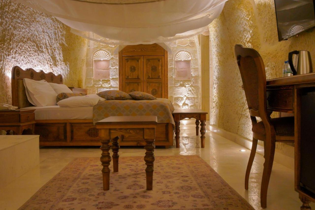 Hotel Fairyland Cave
